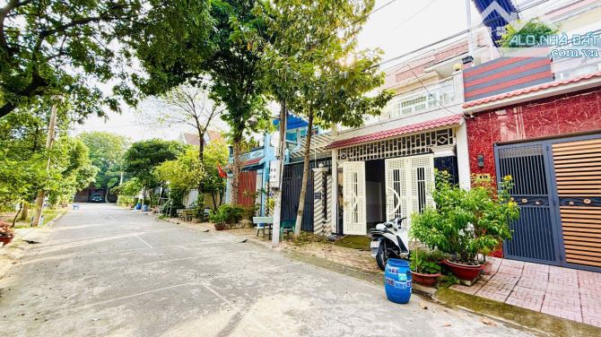 Bán Nhà 100m2 Tại Tân Chánh Hiệp, Q12 - Sổ Hồng Riêng - Giá 1,1 Tỷ