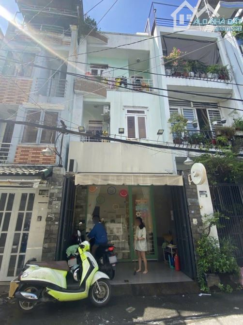 Bán nhà hẻm xe hơi Bà Hom, Quận 6, 48m2, 3 tầng, giá 5,5 tỷ