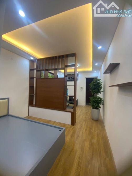 HÓT! Tập thể xây dựng điện ngõ 33 Lương Ngọc Quyến-Hà Đông. 90m 2PN 2VS chỉ 2,32 tỷ.Ở ngay - 10