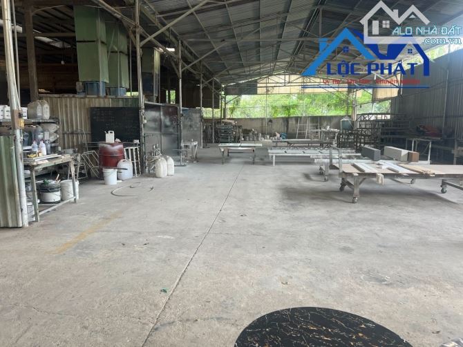 Cho thuê nhà xưởng giá rẻ 2500m2 chỉ 35 triệu. Tân Phong-Biên Hòa-Đồng Nai - 1