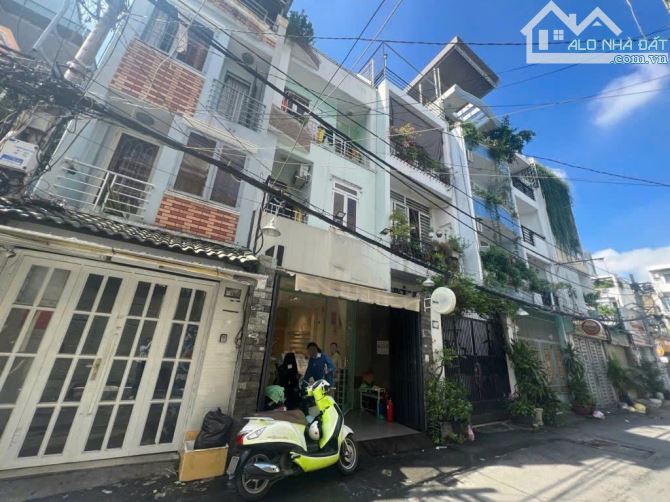 Bán nhà hẻm xe hơi Bà Hom, Quận 6, 48m2, 3 tầng, giá 5,5 tỷ - 1