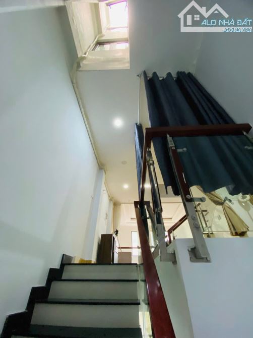 Bán nhà D1 (Nguyễn Văn Thương) - Vị trí vàng 4,2x13m - Nhà mới 5 tầng full nội thất ở ngay - 12