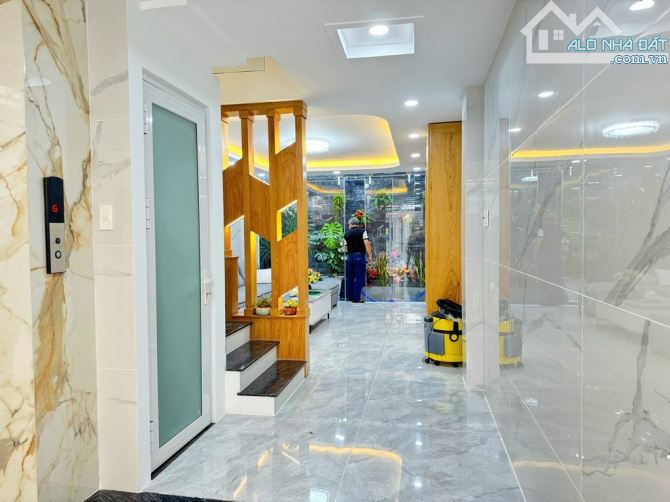 🏡🏡🏡 NHÀ 5 TẦNG HẺM XE HƠI THÔNG ĐƯỜNG SỐ 3 .P9 ..GV...4X16 ..62M .....GIÁ 10.2 TỶ - 2