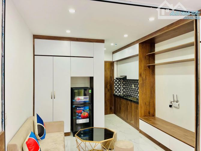 Siêu phẩm dòng tiền, oto đỗ cửa, 2 thoáng, gần Ngã Tư Sở, thiết kế hiện đại, nhà mới - 2