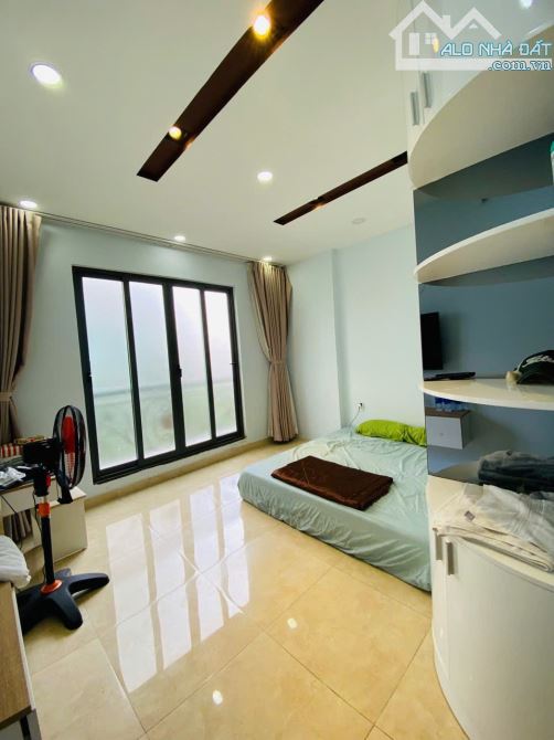 Bán nhà D1 (Nguyễn Văn Thương) - Vị trí vàng 4,2x13m - Nhà mới 5 tầng full nội thất ở ngay - 2