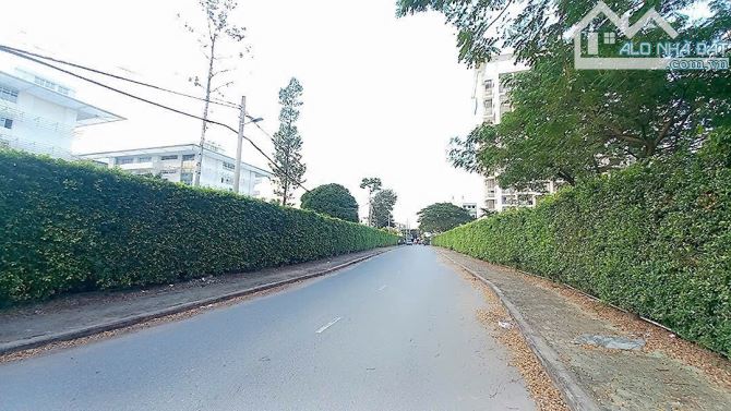 Bán gấp nền ngay trường đại học maketinh tài chính đường võ văn hát gần đường lã xuân oai - 3