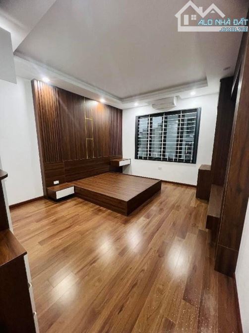 Bán nhà CẦU DIỄN,TỪ LIÊM. DT 37m2 X 5T. KINH DAONH-Ô TÔ-SỔ VUÔNG ĐẸP. CHỈ 5 TỶ HƠN - 3