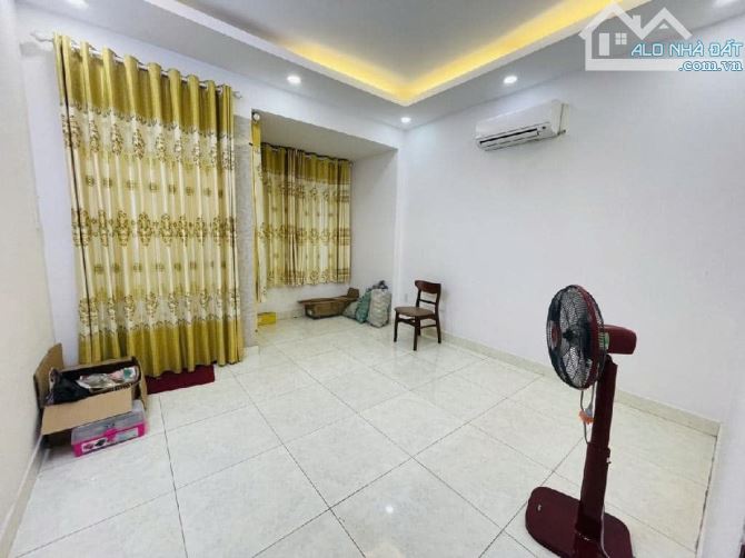 Tôi cần bán nhà trước Tết đường Vũ Tùng, Phường 2, Bình Thạnh.Giá 3,55Tỷ/93m2 - 1Trệt,3lầu - 3