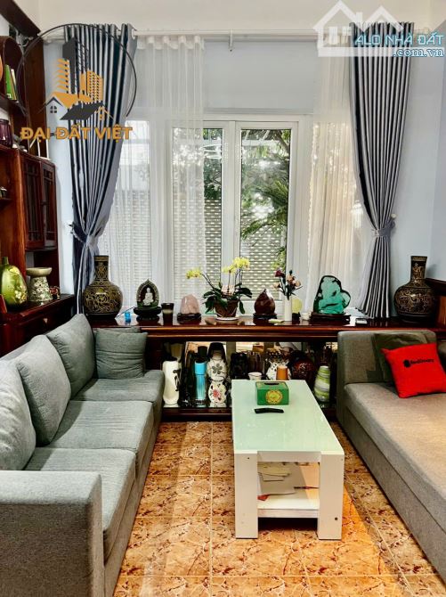 Bán Nhà Sang Trọng View Trực Diện Đường 3/4, P3, Đà Lạt - 13.5 tỷ - 4