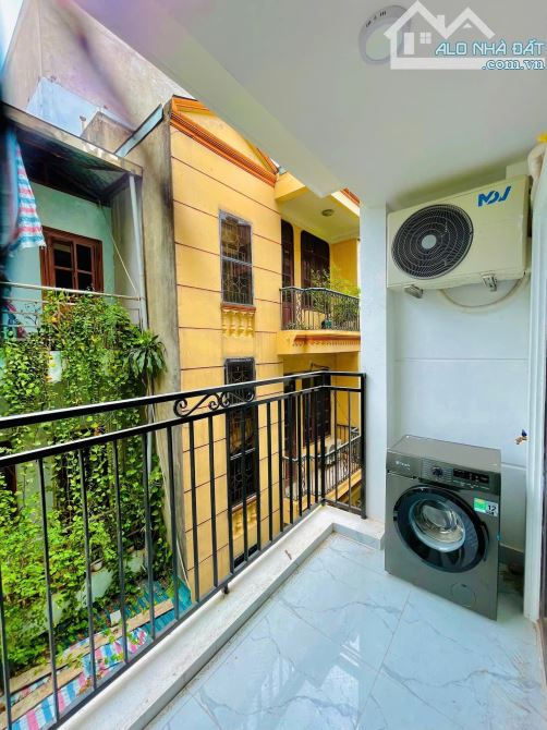 Siêu phẩm dòng tiền, oto đỗ cửa, 2 thoáng, gần Ngã Tư Sở, thiết kế hiện đại, nhà mới - 4