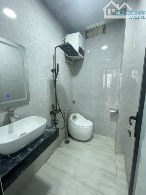 Bán nhà Kim Giang, 5 tầng, 32m2, Nhà đẹp ở ngay, nhà vừa tầm tiền, mua nhà đón tết. - 4