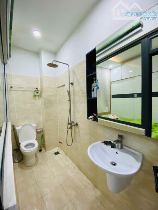 Bán nhà D1 (Nguyễn Văn Thương) - Vị trí vàng 4,2x13m - Nhà mới 5 tầng full nội thất ở ngay - 6