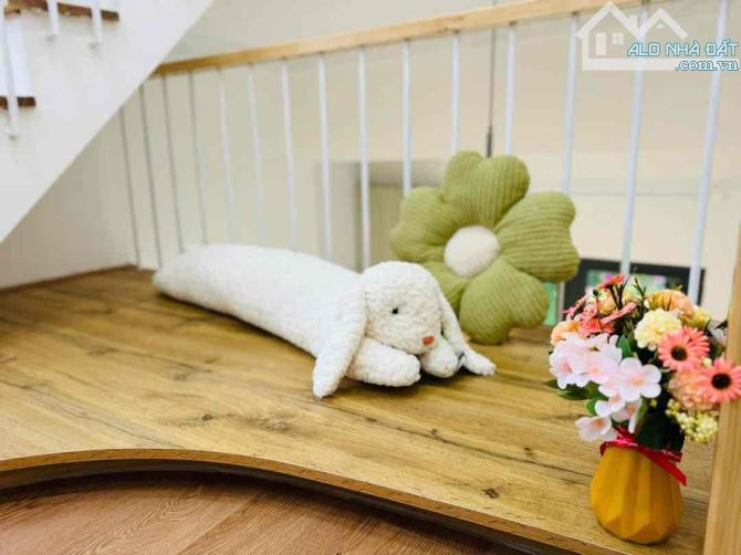 Nhà kiệt 2 tầng Lê Đình Dương. Hải Châu . Đà Nẵng giá chỉ 2,x tỷ - 9