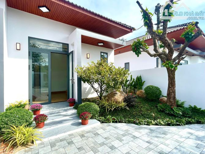 (3tỷ200) Bán nhà villa mái nhật sau lưng chợ eakao TP.BMT DT 10,85mX34m Pháp lý TC