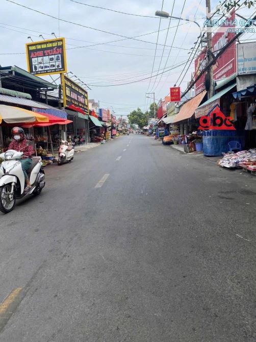 Np1088 🚥bán nhà mặt tiền chợ Phú Thọ . đường Nguyễn Khuyến đang cho thuê 10tr 1 tháng