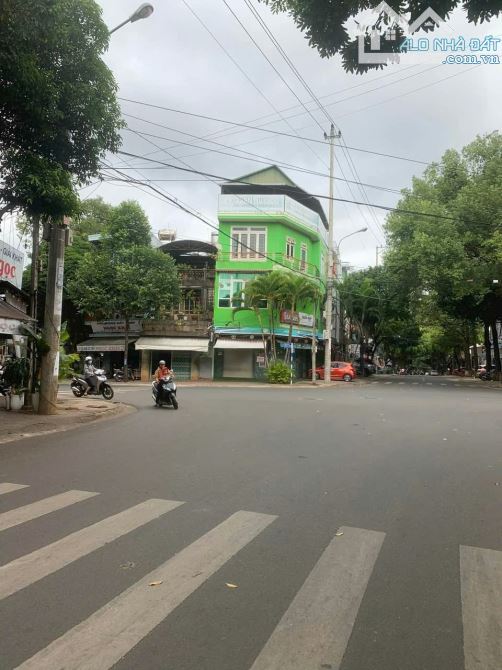 Bán Căn Nhà 1 Trệt 2 Mê Góc 2 Mặt Tiền Đường Hoàng Diệu, P. Thành Công, Tp. Buôn Ma Thuột