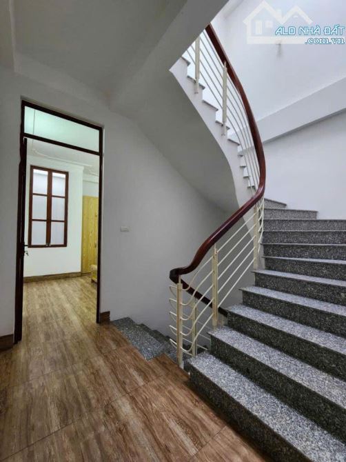 Bán nhà  Khu Kiến Hưng - dịch vụ Hàng Bè dt: 50M2X4 MT:4M GIÁ 11. tỷ