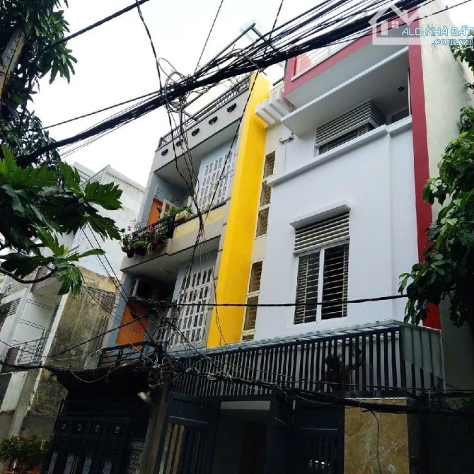 4 TẦNG - NGUYỄN THỊ THẬP - BÌNH THUẬN- Q.7 – XE HƠI TRÁNH – DT: 4.5*12M- GIÁ 9 TỶ 8