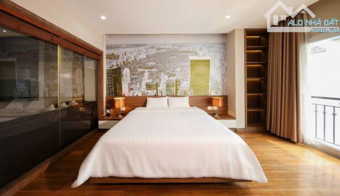 Cho thuê căn hộ dịch vụ: 45m giá 12 triệu; 100m giá 20 triệu. Phố Trần Hưng Đạo - 10