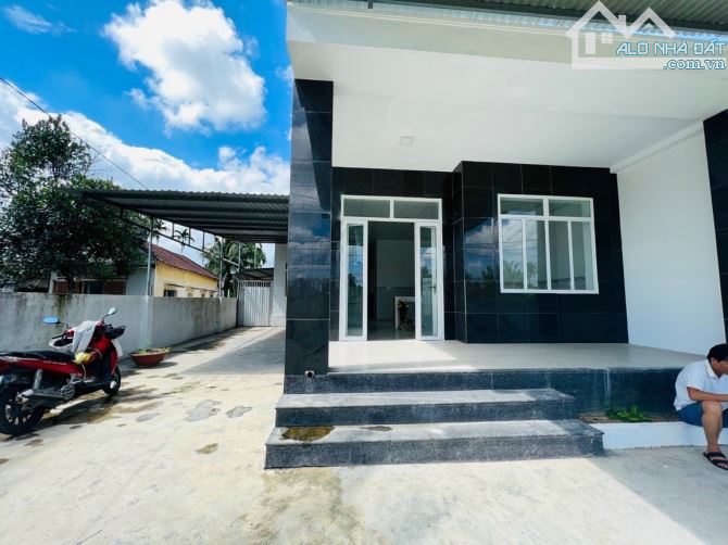 Bán Nhà 2 Mặt Tiền View Cách Đồng Lúa Tại Diên Phú, Diên Khánh - 1