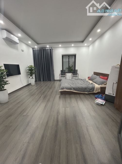 💥 Nhà mới full nội thất an trạch, hào nam, Đống Đa, Dt 50m 4tầng mt4.8 m giá chỉ 9 tỷ - 1