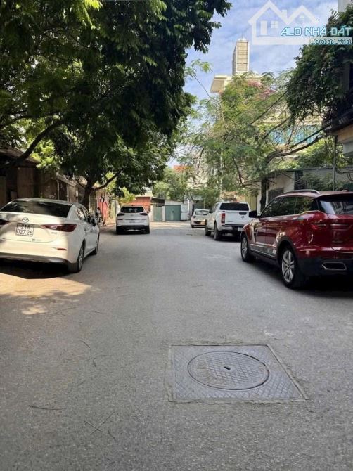MẢNH ĐẤT VIEW HỒ NGỌC LÂM 136M MẶT TIỀN 10M THÍCH HỢP XÂY TOÀ VĂN PHÒNG SIÊU HIẾM - 1