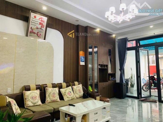 Bán Villa Hai Mặt Tiền Phường 4, Đà Lạt – Nhà Mới, View Đẹp, Sổ Riêng - 1