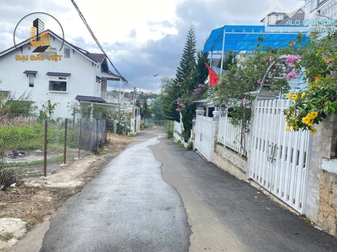 BÁN CĂN BIỆT THỰ THÔNG THOÁNG NGÔ TẤT TỐ, P8, ĐÀ LẠT - 17.9 TỶ - 2