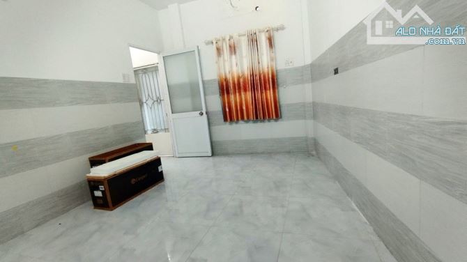 🔥 Nhà Mới 2 Tầng Trung Tâm Tân Bình - 50m² - Xe Hơi Đậu Cửa - Giá Chỉ 6 Tỷ 🏠 NHÀ 2 TẦNG - 2