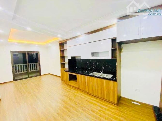 Bán nhà Giáp Nhất, Thanh Xuân 10,5 tỷ, 42m2*6T, Thang máy, Ngõ thông, Sát phố - 2