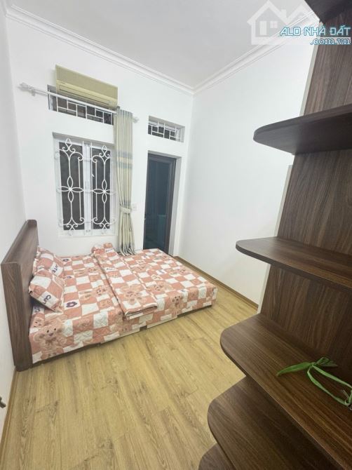 Nhà phố Đội Cấn – Ngõ rộng – Nhà dân xây đẹp – 43m2 – 4 tầng – 7.25 tỉ - 2