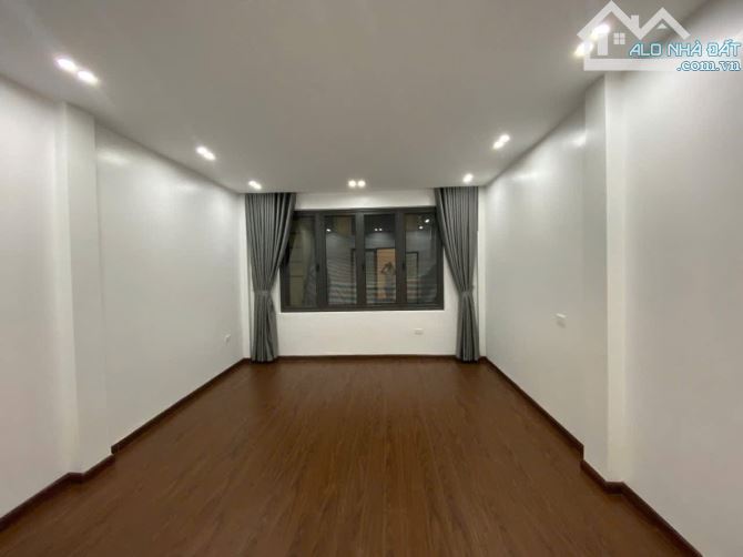 Bán nhà Cự Lộc, Thanh Xuân 7,5 tỷ, 38m2*5T, Lô góc, 3 thoáng, Gần ô tô - 3