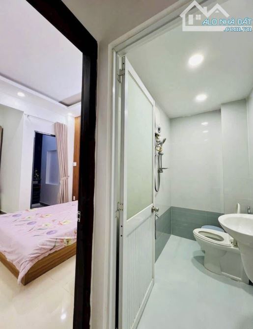 HOT!BÁN NHÀ ĐƯỜNG NGUYỄN THIỆN THUẬT,QUẬN 3-GIÁ:3,65TỶ/56m2(4x14m).NHÀ 3PN 3WC.HĐT 18TRIỆU - 4