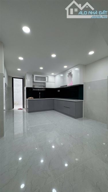 *Bán Nhà Mới Đẹp Trung Tâm Quận 5, Ôtô Đậu Nhà 5Tầng, 54m2 Hoàn Công Đủ-9.5 Tỷ TL. - 4