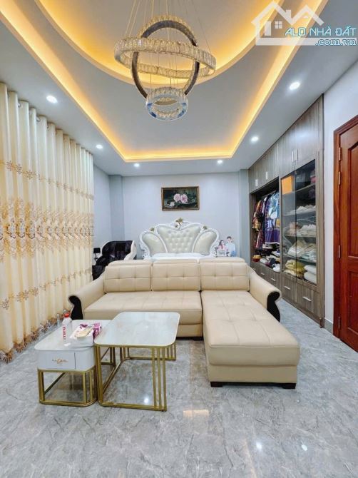 🔥 NHÀ HẺM XE HƠI HUỲNH TẤN PHÁT QUẬN 7📍CN 82M²📍SD 292,7M²📍5 TẦNG📍FULL NỘI THẤT CAO CẤ - 4