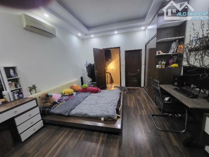 Bán nhà phố đàm Quang trung 40m² , mt 4m , nhà 5 tầng giá chào 5,6tỷ thương lượng - 4