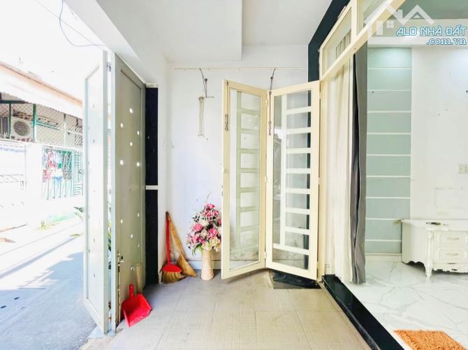 BÁN NHÀ HẺM XE HƠI QUANG TRUNG, PHƯỜNG 11, GÒ VẤP, 50M2, 2 TẦNG, 2 PHÒNG NGỦ. - 4