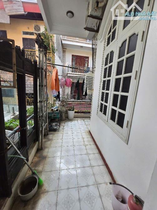 Bán nhà Lê Hồng Phong8 DT: 84/71m2 x 3 tầng mặt tiền: 6m giá  11.5 tỷ - 4