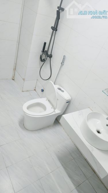 BÁN NHÀ VĨNH HƯNG, 52M, 5T, MT 4,5M, MỚI, GẦN Ô TÔ, Ở SƯỚNG, CHỈ 7,9 TỶ. - 5