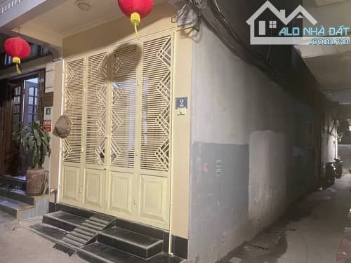 Bán nhà Phố Xuân Diệu - 30m2 - 5T - Căn Góc - Hồ Tây 3 bước - Sổ Riêng - Nhỉnh 6 💵 - 5