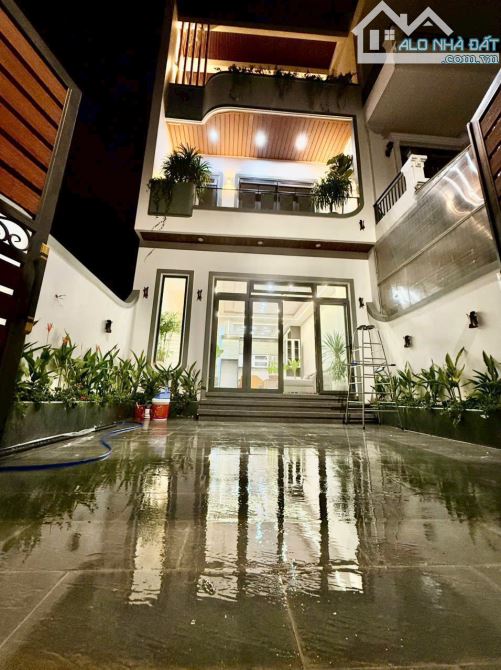 Nhà Mới Đẹp Đón Tết Mặt Tiền Đường Cổ Loa. P2. 73m2. Ngang 5,5m. 3 Tầng. 4PN. Giá 10,5 Tỷ - 5