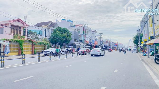 Cho thuê đất 1.000 m2 mặt tiền Trần Hoàng Na cũ