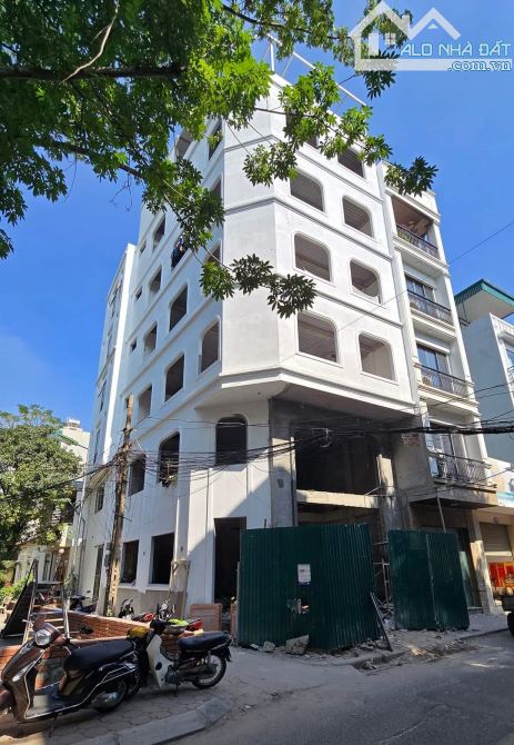 Bán nhà lô góc mặt phố Nguyễn Văn Trỗi - Thanh Xuân DT 83m2, 8 tầng, MT 166m. Giá 38.5 tỷ