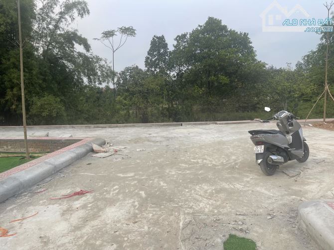 Bán gấp 100m2 full thổ cư 2 mặt đường giá hơn 1 tỷ tại minh trí síc sơn hà nội