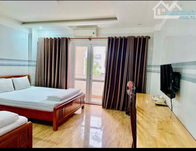 HOMESTAY MẶT TIỀN AN NHƠN 7 - 70M2 - 4 TẦNG - GẦN BIỂN - ĐANG THUÊ FULL PHÒNG - 11.2 TỶ