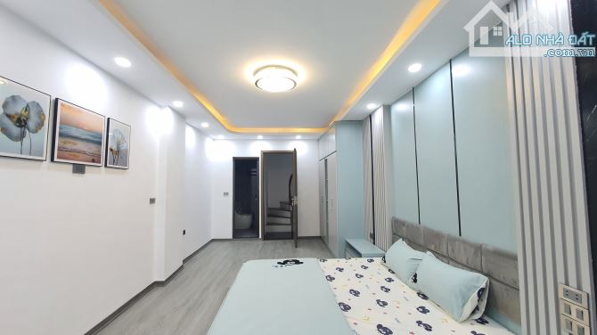 Bán gấp nhà Định Công, Hoàng Mai, DT 30m2, 4 tầng nhà đẹp ở luôn, 2 mặt ngõ cực thoáng