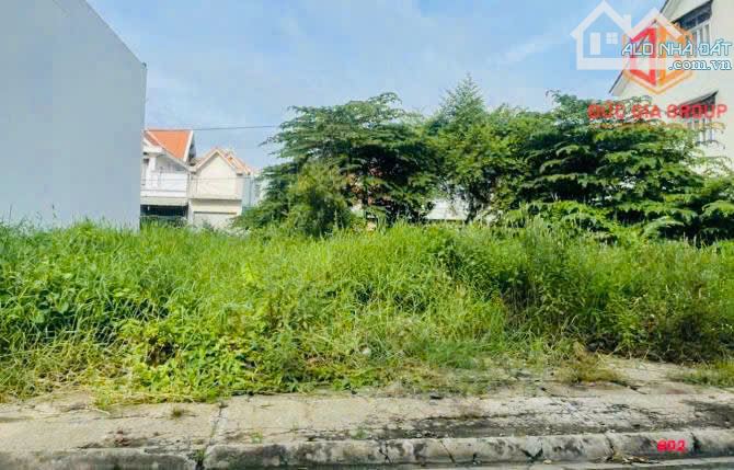 Bán đất biệt thự gần ĐH Lạc Hồng cơ sở 5 phường Bửu Long sổ hồng riêng 144m2 giá 5.5 tỷ