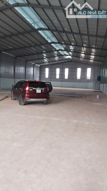 Cho thuê kho xưởng 800m2 - 1200m2 - 2300m2 - 2500m2 - 8000m2 pháp lý đầy đủ TP Thuận An BD