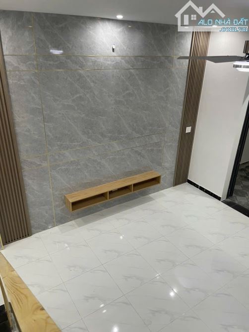 Bán gấp nhà tân cổ điển 1 trệt 1 lầu sân xe hơi KDC Tân Triều sổ riêng thổ cư 100% - 10