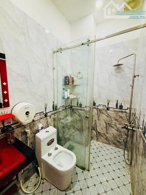 🏡GẤP BÁN - NHÀ MỚI 4 TẦNG - LÊ THỊ RIÊNG - Q12- HẺM XE TẢI - 4x14 - 4PN - 5WC - 5.5 TỶ TL - 10